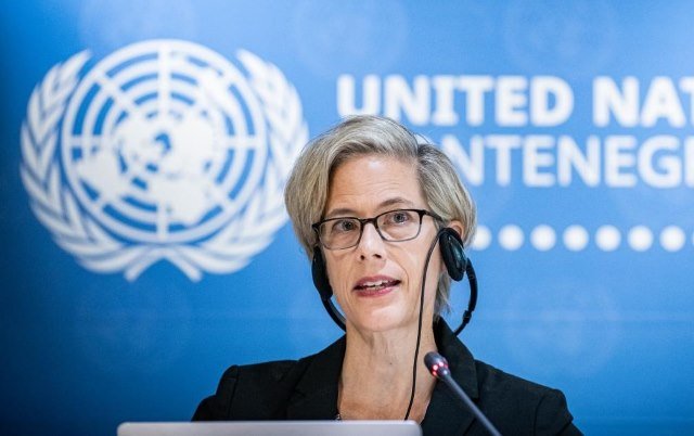 un